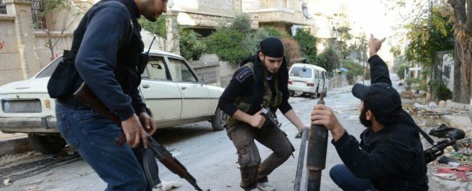 Syria Mercenaries fire mortars into Lebanese town